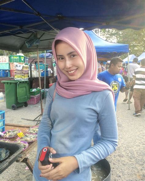 Pergi Ke Bazar Membeli Makanan Hah Sambung Kalau Reti 👀 Palembang Girl Hijab Beautiful Hijab