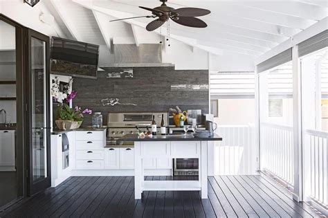 Our organization has effectively expanded its business in market outstanding to the offered excellent quality of commercial kitchen setup. Through the french doors and out on the verandah is an ...