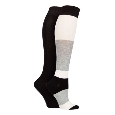 Ladies 2 Pair Sockshop Plain Bamboo Knee High Socks With Smooth Toe