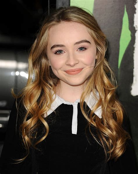 Sabrina Carpenter Natural Hair Colour Popsugar Beauty Uk