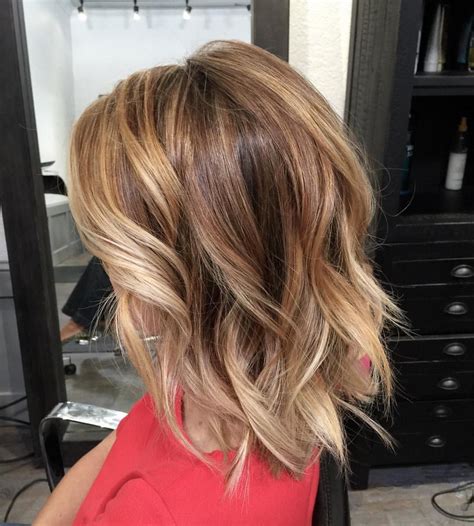 2022 Popular Beach Wave Bob Hairstyles With Highlights