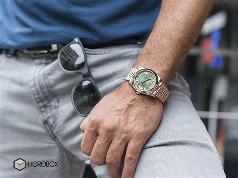 Minute markers around the outer rim. 228239 | 228235 | Day-Date | 60th Anniversary Edition ...