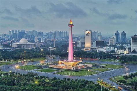 A Historical Monument In Jakarta Monas Indonesia Photo By Ig