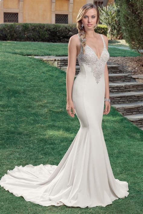One of the most the wedding guest will be around the bride as she glides across the church aisle dazzling in an elegant start planning your wedding today with ideas for dresses, invitations, cakes, bouquets. Elegantly Classic Casablanca Wedding Dresses Villa del Sol ...