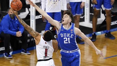 Louisville Knocked Out Of Acc Tournament After Losing To Duke 70 56