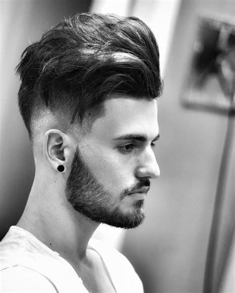 See the latest men's hairstyles trends for 2019 and get professional men's haircut advice from leading industry experts and barbers. Haircut by @lianos_urban_cutz on Instagram http://ift.tt ...