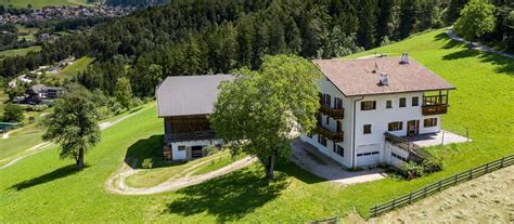 Una vacanza a siusi allo sciliar è un'esperienza naturale tra siusi allo sciliar è perfetta per le vacanze in famiglia. Appartamento a Siusi allo Sciliar - Agriturismo nelle ...