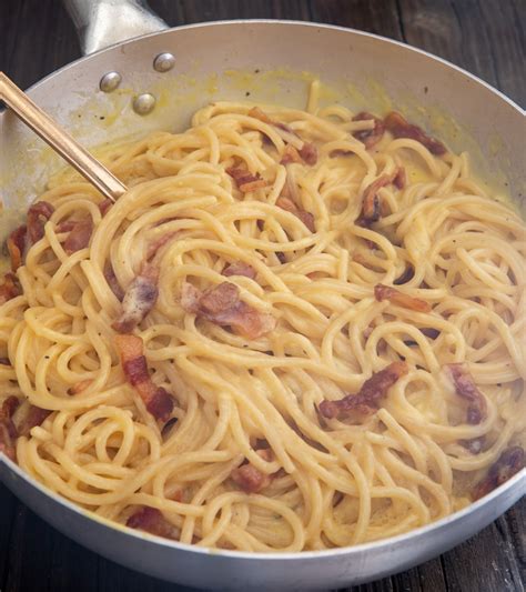Esitellä 83 imagen best pasta carbonara recipe ever abzlocal fi