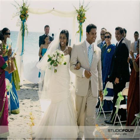 12 Indian Beach Wedding Ceremony Sarasota Fl Florida Beach Wedding