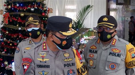 Karya tulis yang dimaksud meliputi buku, makalah, esai, tesis, disertasi, surat kabar, tabloid, dll. Kata Pengantar Ibadah Natal / Kata pengantar dan prakata sering digunakan sebagai halaman ...