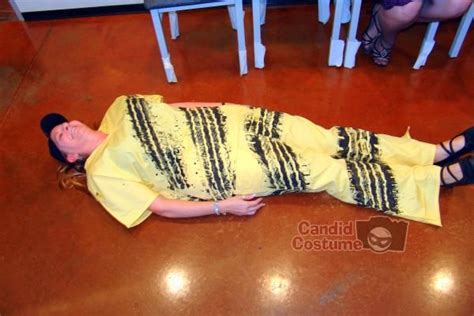 speed bump costume this website has the most creative costumes ever spooky halloween party