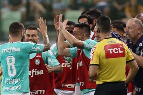 O jeito é ir assisti no estadio mesmo. Palmeiras vence, pressiona Fla e vai torcer pelo Corinthians - Portal Saiba Mais
