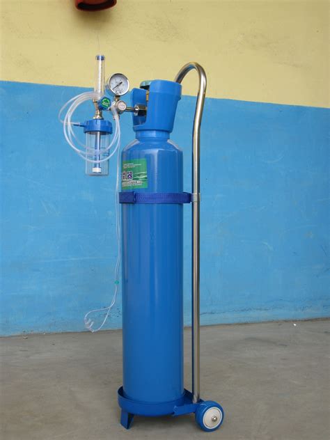 10l Medical Oxygen Cylinder With Regulator To Hospital China Medical