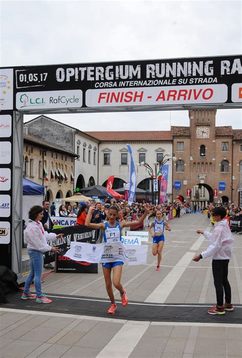 Streaming video rai, orario, programma e risultati della terza e giornata di gare per il tricolore, oggi. ODERZO SI TINGE D'AZZURRO CON LE VITTORIE DELLA NAZIONALE ...