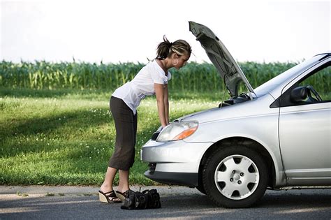 7 Things To Remember When Your Car Breaks Down