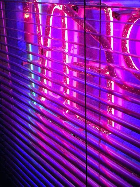 Aesthetic Tumblr Neon Purple Pink Glow Followback