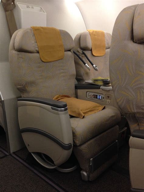 Flight Review Asiana A Business Class Live And Let S Fly
