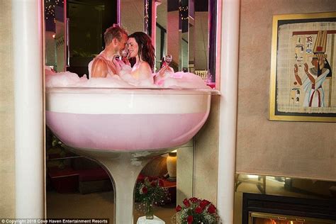 Cove Haven Hotel Has Champagne Glass Shaped Hot Tubs Daily Mail Online