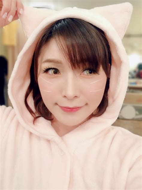 【画像】女優の新田恵海さん、猫😸になる なんj 野球をまとめてみたよ