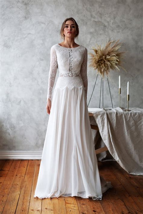 Vintage Lace Wedding Dresses With Sleeves Bridal Shop London