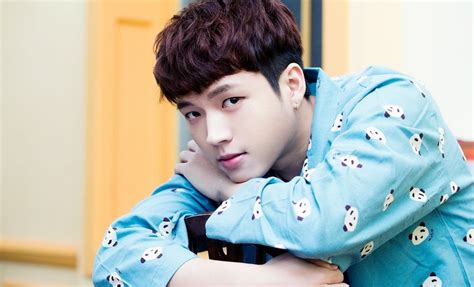 Infinite is a boy group under wollim entertainment that initially consisted of 7 people, but since hoya decided to get out, in the end infinite consists of 6 people. Biodata, Profil, Fakta Unik dan Foto Personil Infinite Lengkap