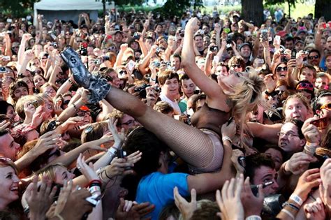 Nude Crowd Surfing Cumception