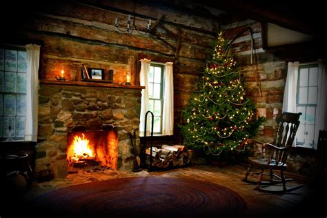 Pin By Alynaryne Carpenter On Holiday Cabin Christmas Rustic