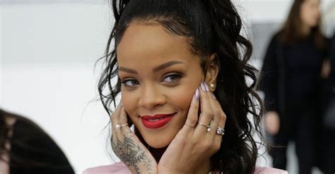 Funny Rihanna S Popsugar Celebrity