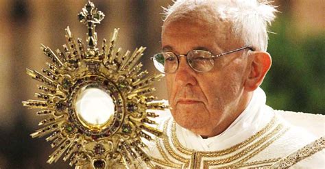 Papa Francisco La Eucaristía El Don Más Grande Que Sacia El Alma Y Cuerpo