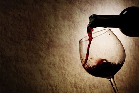 I tre bicchieri gambero rosso rappresentano uno dei più celebri riconoscimenti della gastronomia italiana, istituito per la prima volta nel 1988 da un gruppo di giornalisti appassionati con l'obiettivo di segnalare le eccellenze enologiche nazionali. Un bicchiere di vino al giorno, la giusta dose per ...