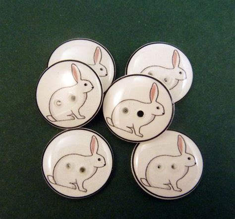 6 Rabbit Buttons Decorative Novelty Sewing By Buttonsbyrobin