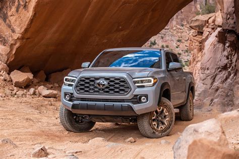Heres Whats New In The 2020 Toyota Tacoma Carbuzz