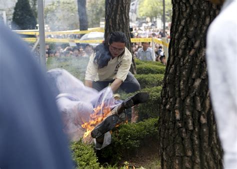 South Korea Man Sets Himself Alight At Anti Japan Rally In Support Of Comfort Women Ibtimes Uk