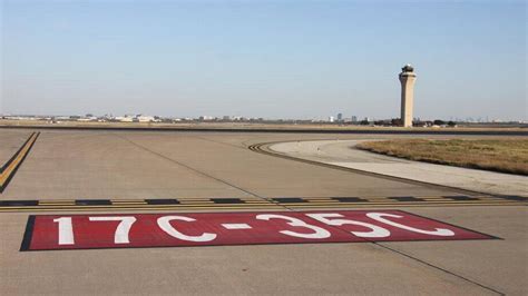 Dfw Airport To Upgrade Its Busiest Runway In 2018 Fort Worth Star