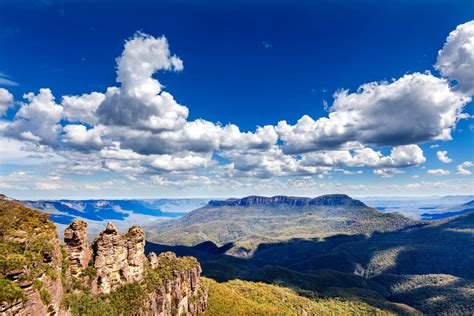 Blue Mountains National Park Three Sisters Katoomba And Co
