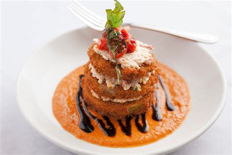 23 Charleston Dishes To Order When You're Craving Comfort Food