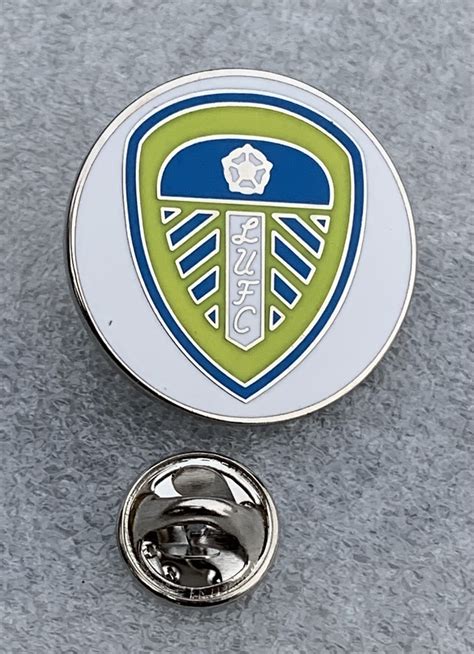 Leeds United Large Round Crest Design The Brummie Badgeman