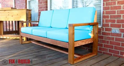 Diy Outdoor Sofa Plans 10 Outdoor Couches You Can Build For Your Deck