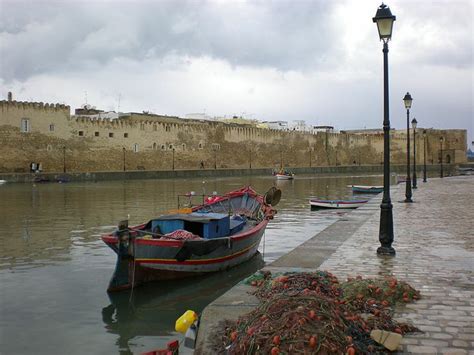 Bizerteembauchure Du Vieux Port Beautiful Places Tunisia Boat