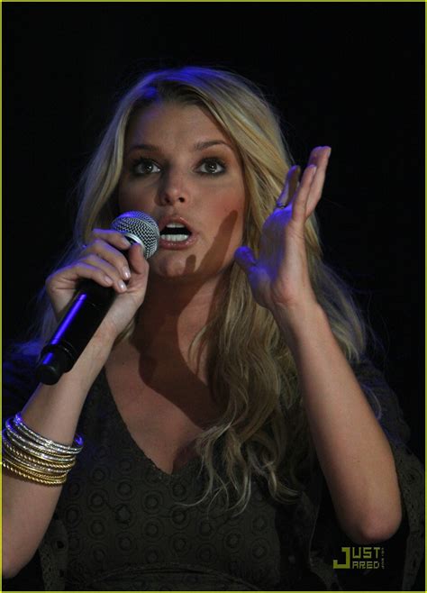 Jessica Simpson Is A Country Music Crooner Photo 1186801 Pictures