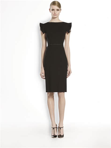 Gucci is a luxury fashion house based in florence, italy. Lyst - Gucci Belted Shoulder Detail Dress in Black