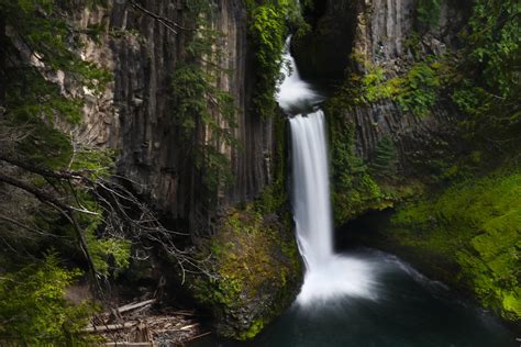 This Hidden Gem In Oregon Toketee Falls [oc][4591 X 3061] R Earthporn