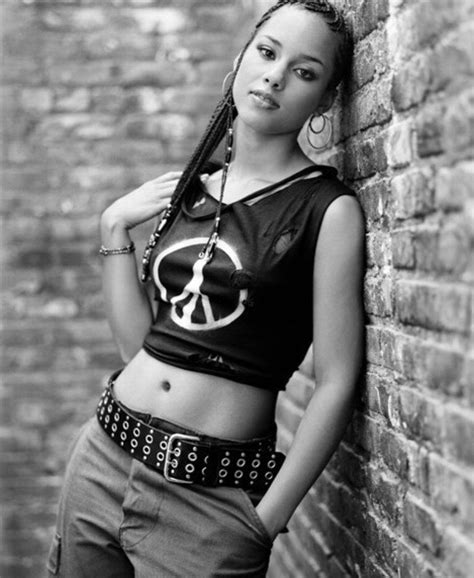 Alicia Keys Photos 578 Of 592 Lastfm 90s 2000s Fashion Alicia