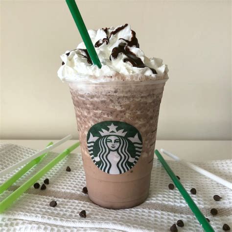 Are you as addicted to starbucks beverages as i am? Copycat Starbucks Chilled Double Chocolate Chip ...