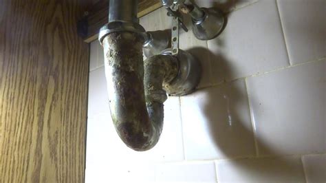 Do you wanna learn how to replace a bathroom faucet? bathroom sink drain and faucet replacement with issues ...