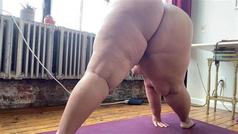 BBW Cumming Naked Yoga Ends With Me Fucking My Fat Hairy Pussy Porn