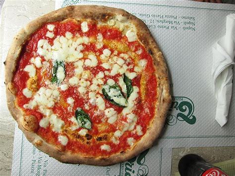 The Serious Eats Guide To Pizza In Naples