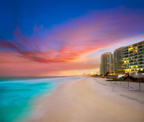 Premium Photo Cancun Forum Beach Sunset In Mexico