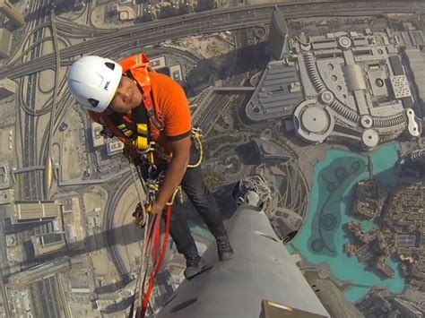11 Of The Most Dangerous And Incredible Selfies Ever Taken Burj