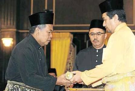 The menteri besar of terengganu is the head of government in the malaysian state of terengganu. Maharum Bugis Syah (MBS): Sultan Terengganu dan YamTuan ...